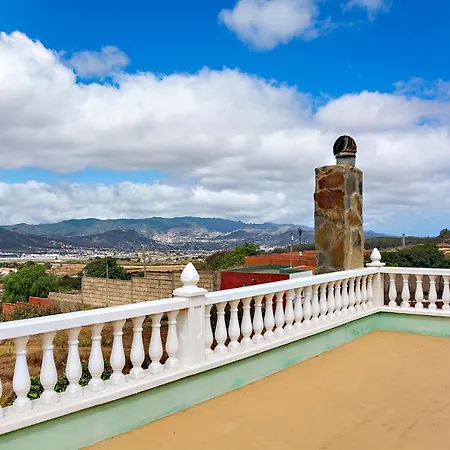Finca Rural La Casa Verde Shalom Tenerife * San Cristóbal de La Laguna